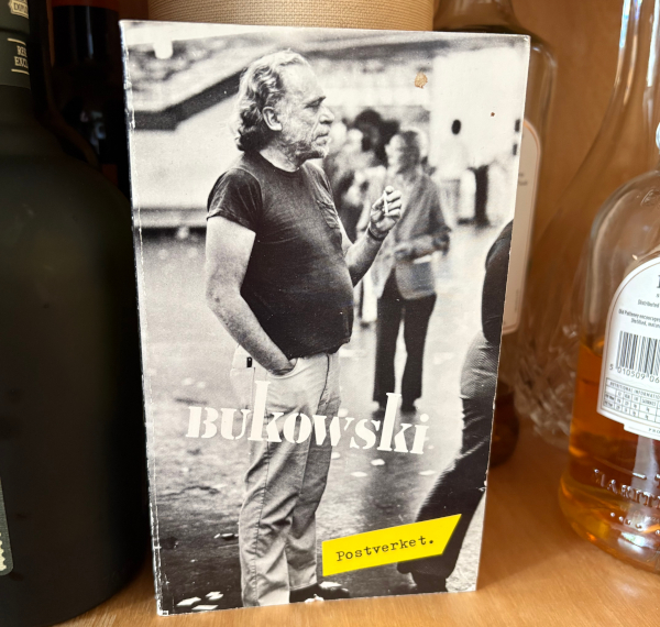 Postverket – Roman av Charles Bukowski